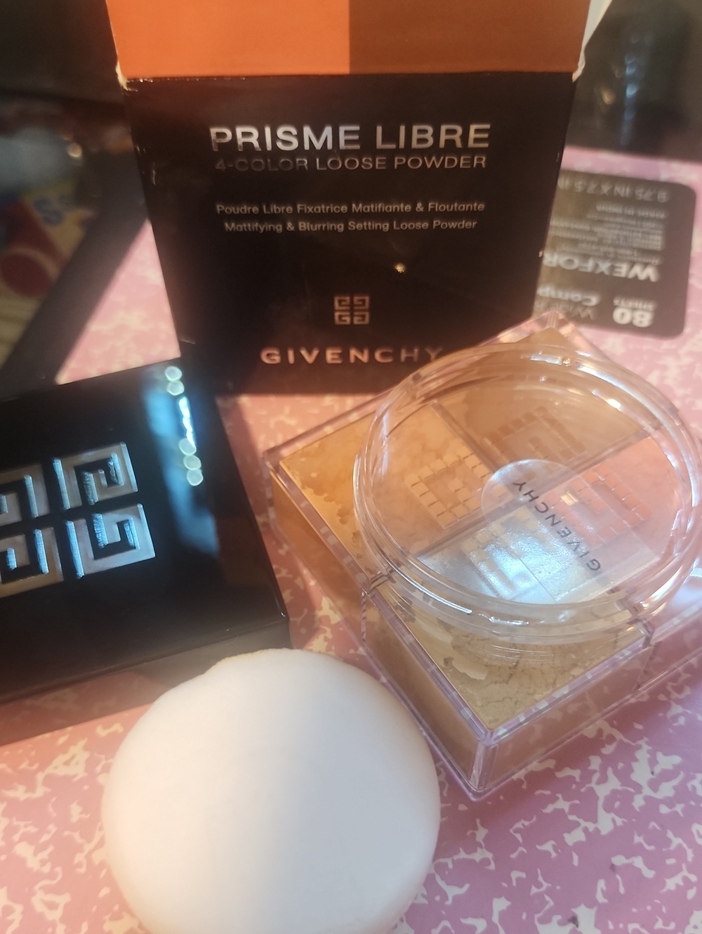 Givenchy Prisme Libre 4-Color Loose Powder - Beige & Gold Tones